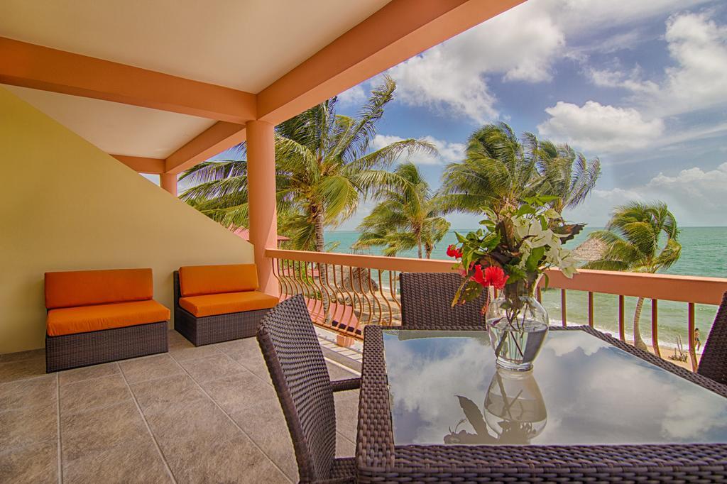 Beaches And Dreams Boutique Hotel Placencia Exterior photo