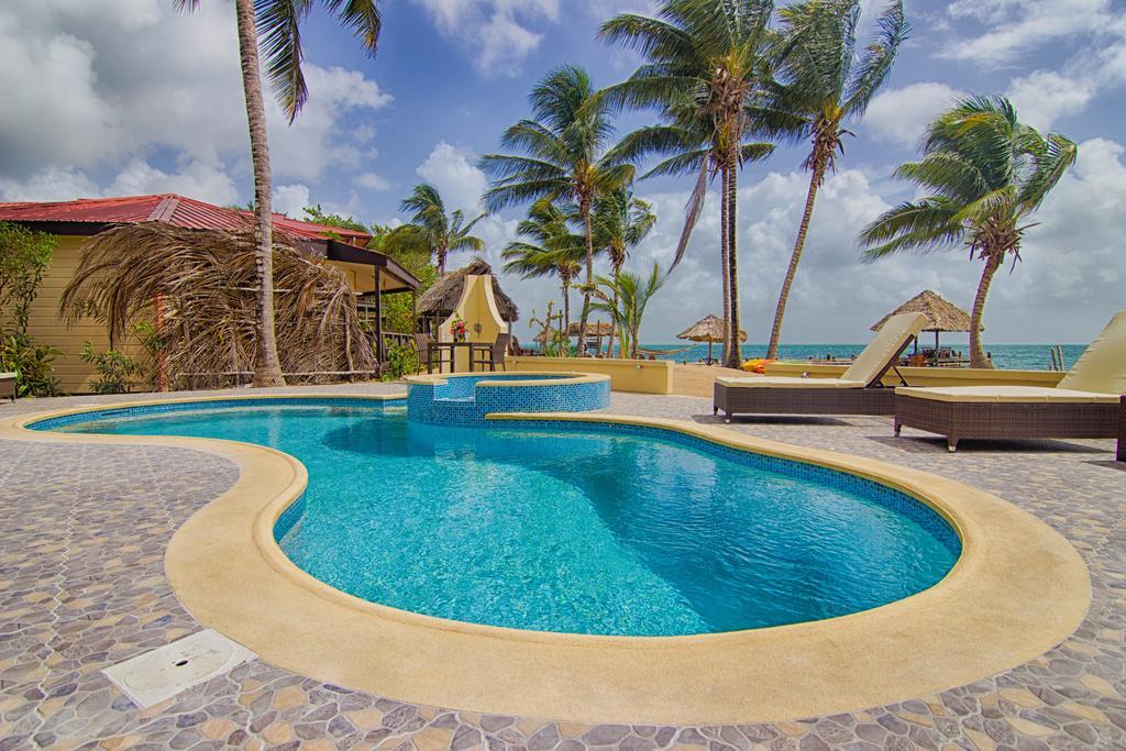 Beaches And Dreams Boutique Hotel Placencia Exterior photo