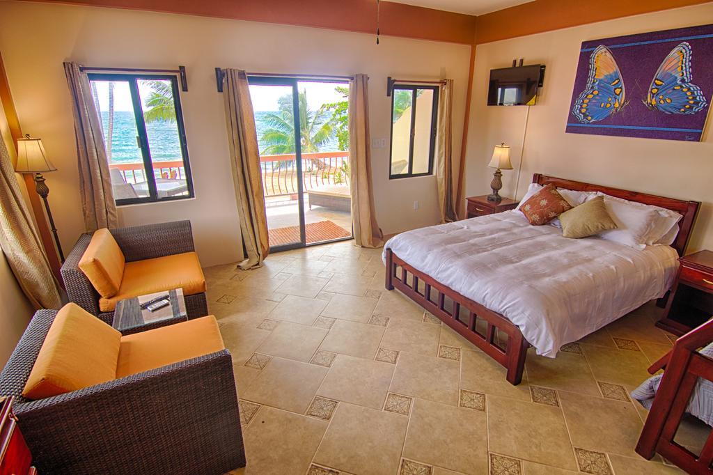 Beaches And Dreams Boutique Hotel Placencia Exterior photo