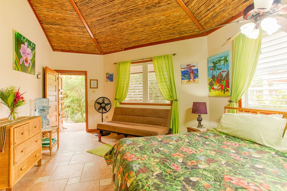Beaches And Dreams Boutique Hotel Placencia Exterior photo