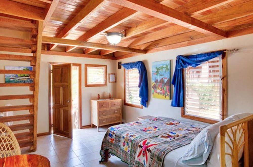 Beaches And Dreams Boutique Hotel Placencia Exterior photo